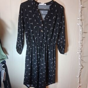 Elegant Black Long Sleeve Dress with White Patterns